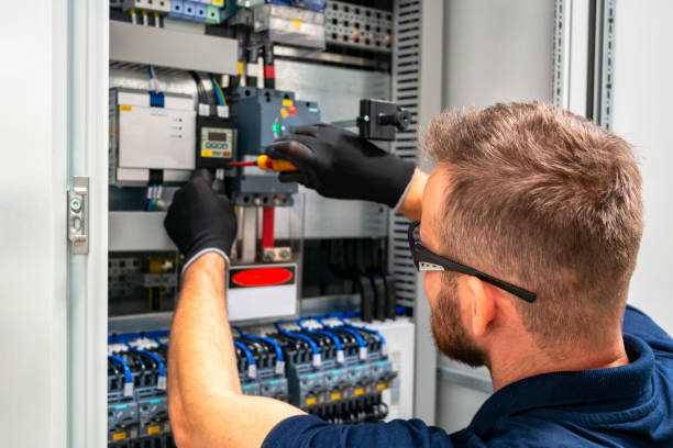 Best Electrical Troubleshooting Services  in Conneaut, OH